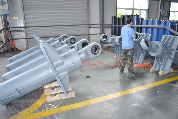 石油裝備機(jī)械油缸