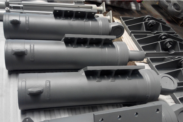 縱切機組液壓缸